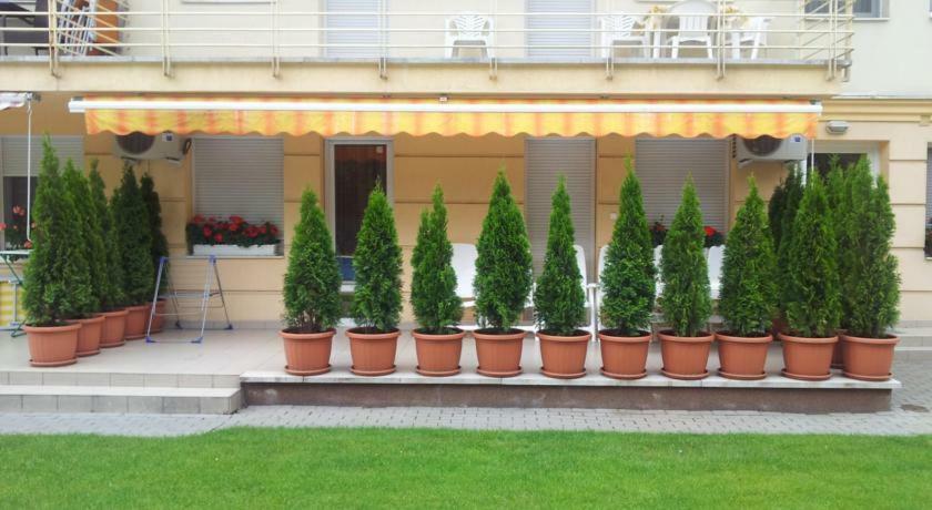Relax Beach Apartman Hajdúszoboszló Exterior foto